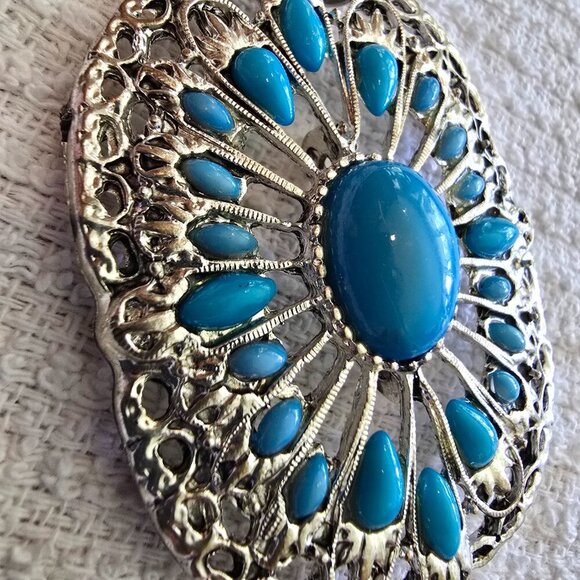 Vintage Turquoise & Silver 3-Piece Necklace, Bracelet and Earring Set - Picture 15 of 15